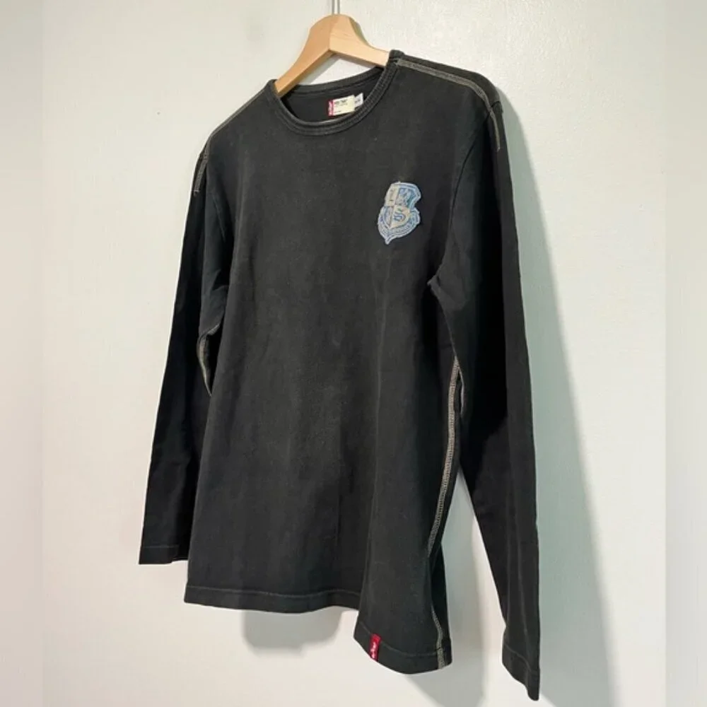 Levi’s Red Tab Men’s Black Long Sleeve Graphic Sweatshirt - Size M